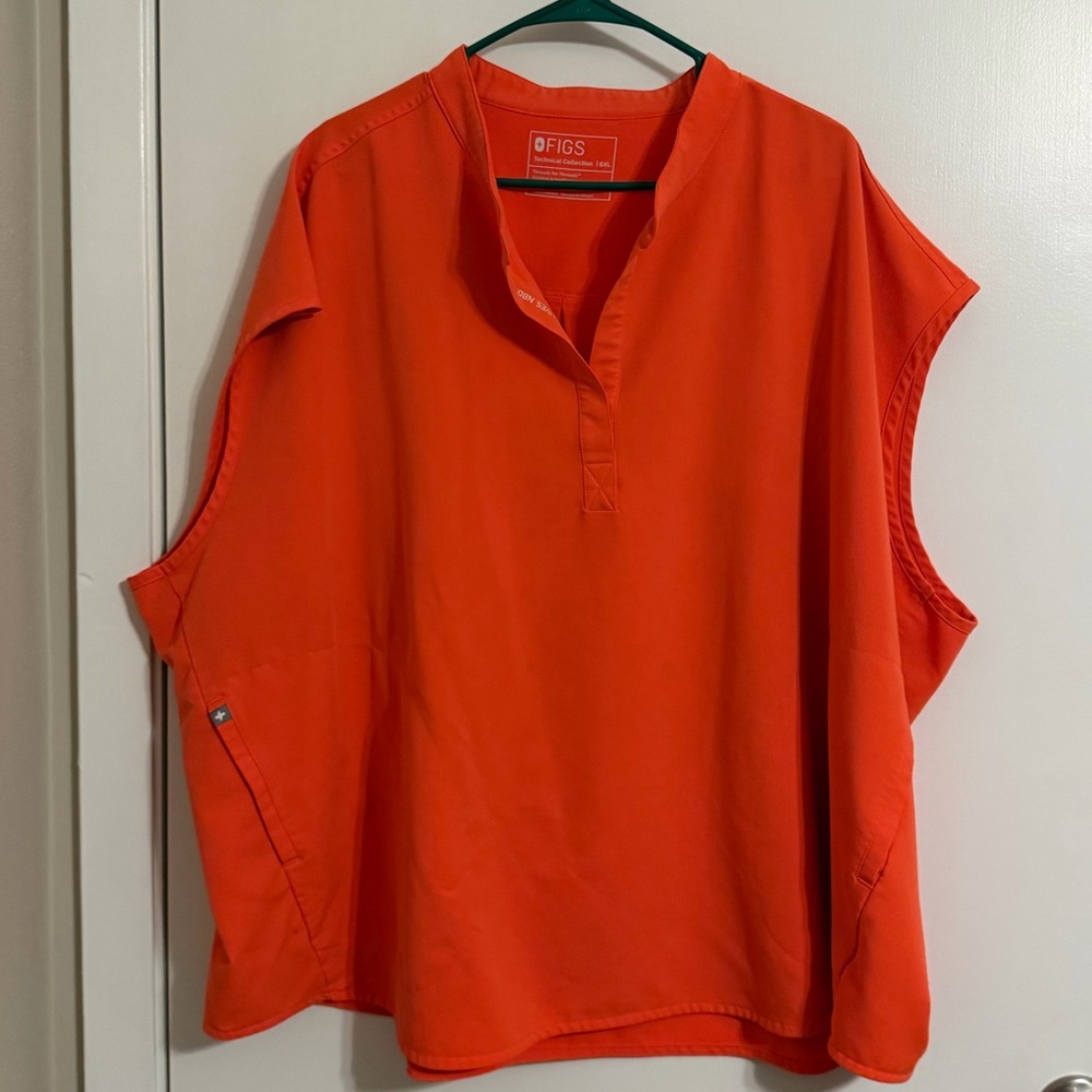 Women’s fiery coral Rafaela Oversized Scrub Top